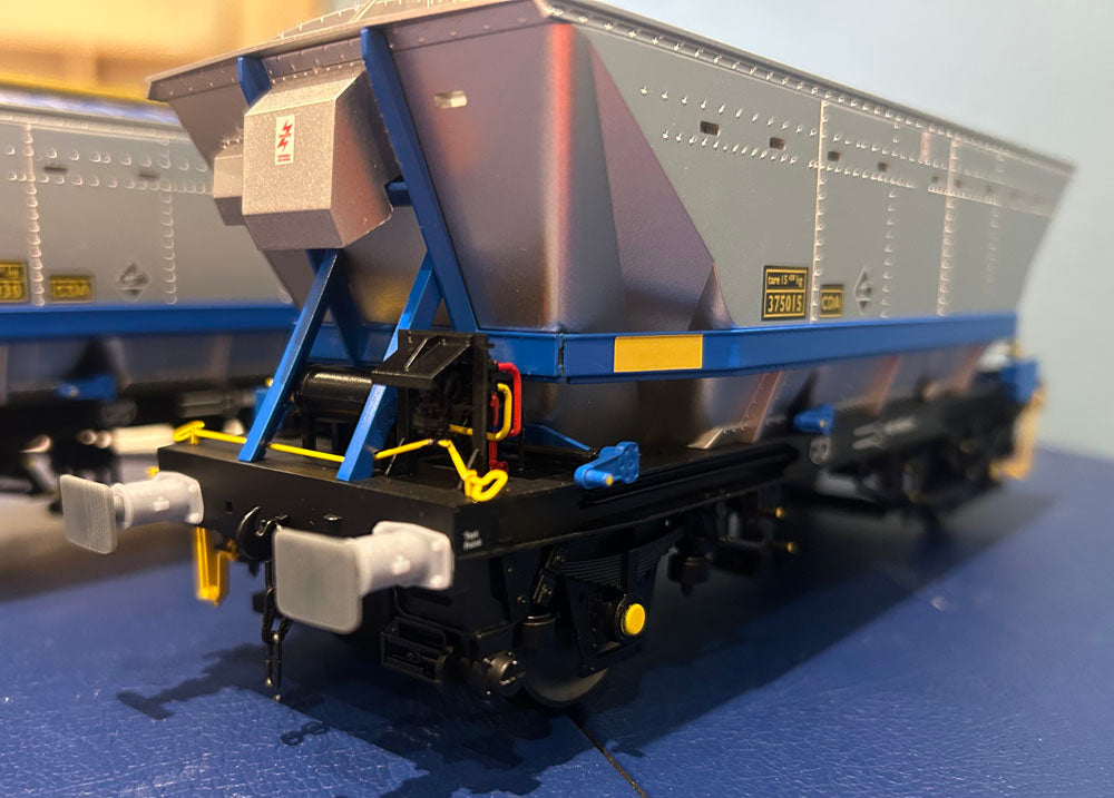 BR CDA WAGON HEAVY DUTY SPRUNG BUFFER SET - RECTANGULAR HEAD (O Gauge 7mm scale)