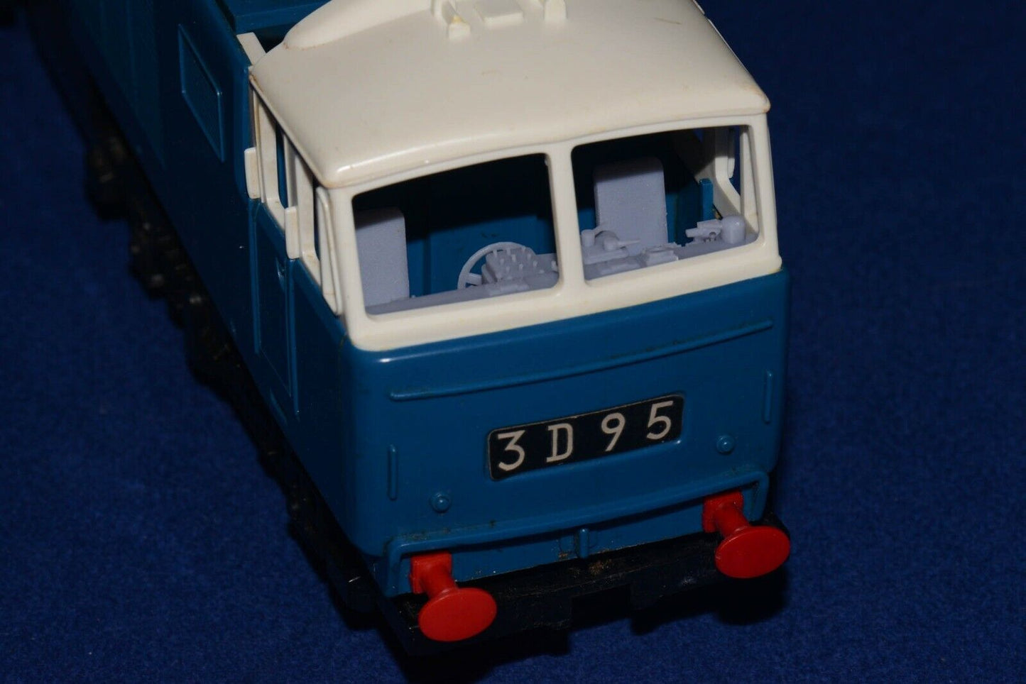 BR HYMEK CLASS 35 CAB INTERIORS for TRI-ANG BIG BIG TRAIN upgrade (x2) (O Gauge 7mm scale)