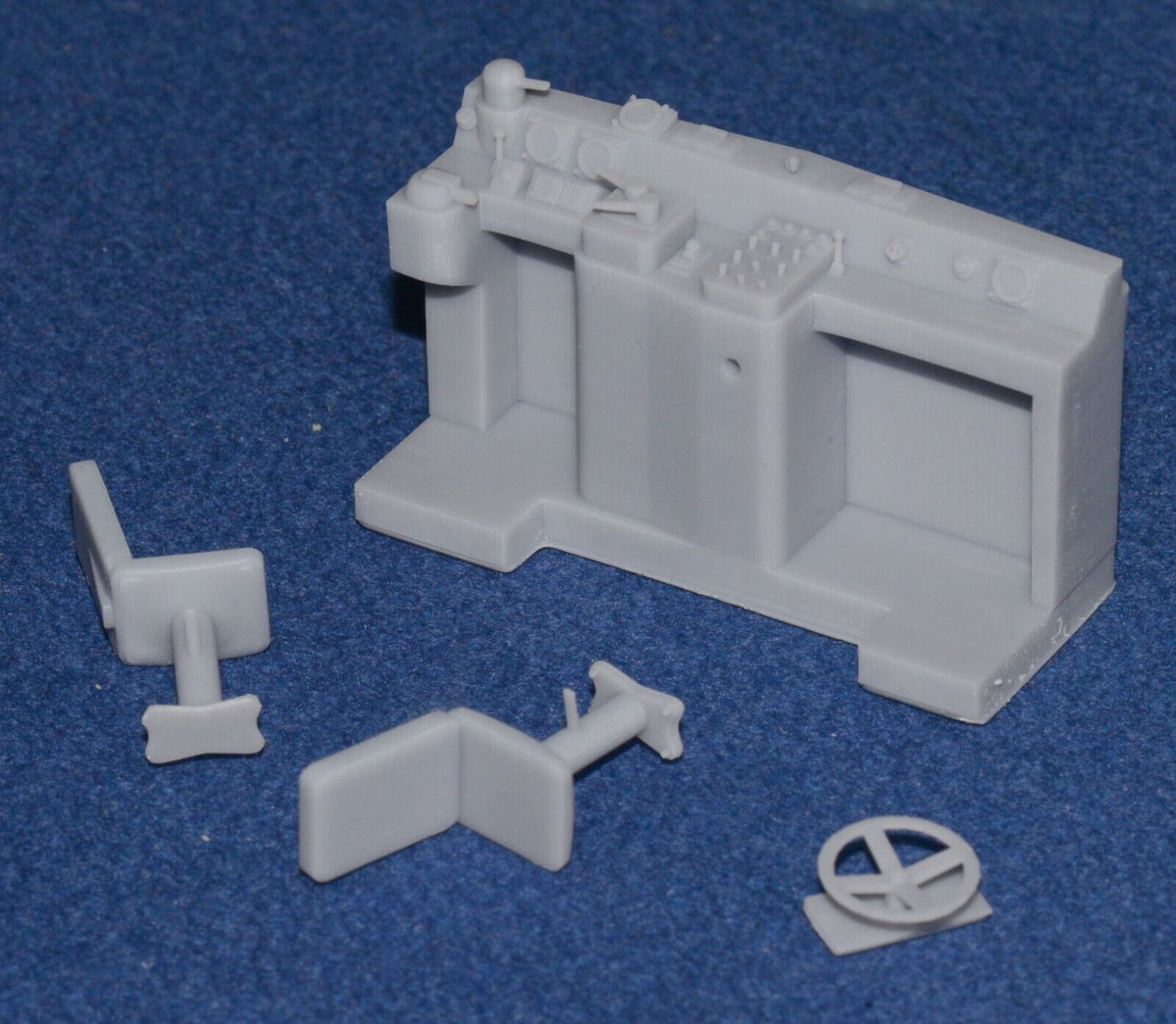 BR HYMEK CLASS 35 CAB INTERIORS for TRI-ANG BIG BIG TRAIN upgrade (x2) (O Gauge 7mm scale)