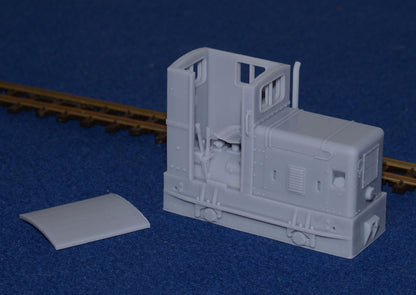 RUSTON & HORNSBY MINIATURE / NARROW GAUGE DIESEL [2] (BODY ONLY) (O9 Gauge 7mm scale)