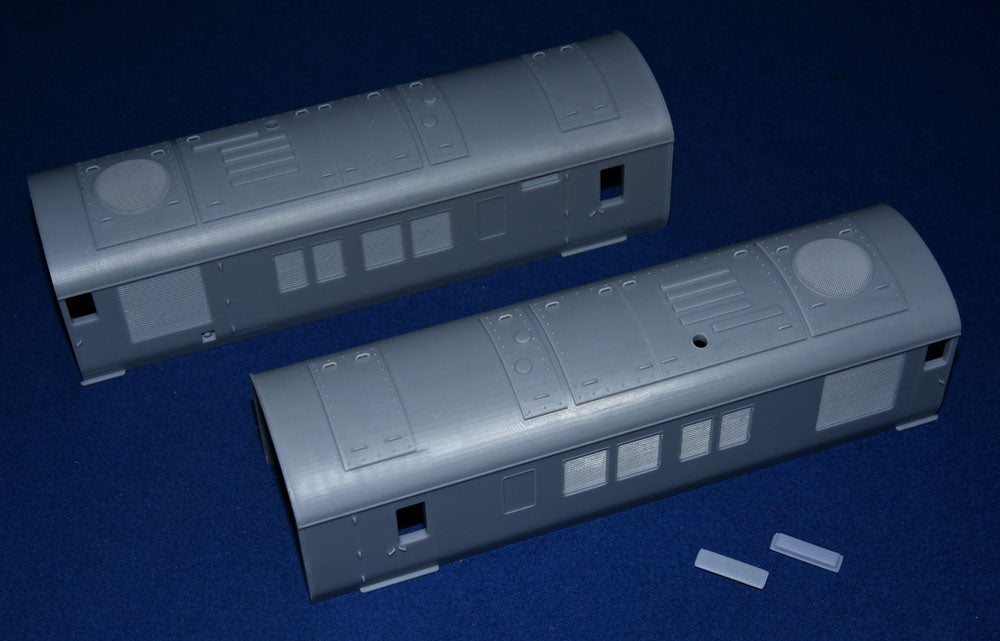 Pullman Power Module BR BLUE PULLMAN POWER CAR BODY SECTIONS (x2) for TRI-ANG BIG BIG TRAIN ...