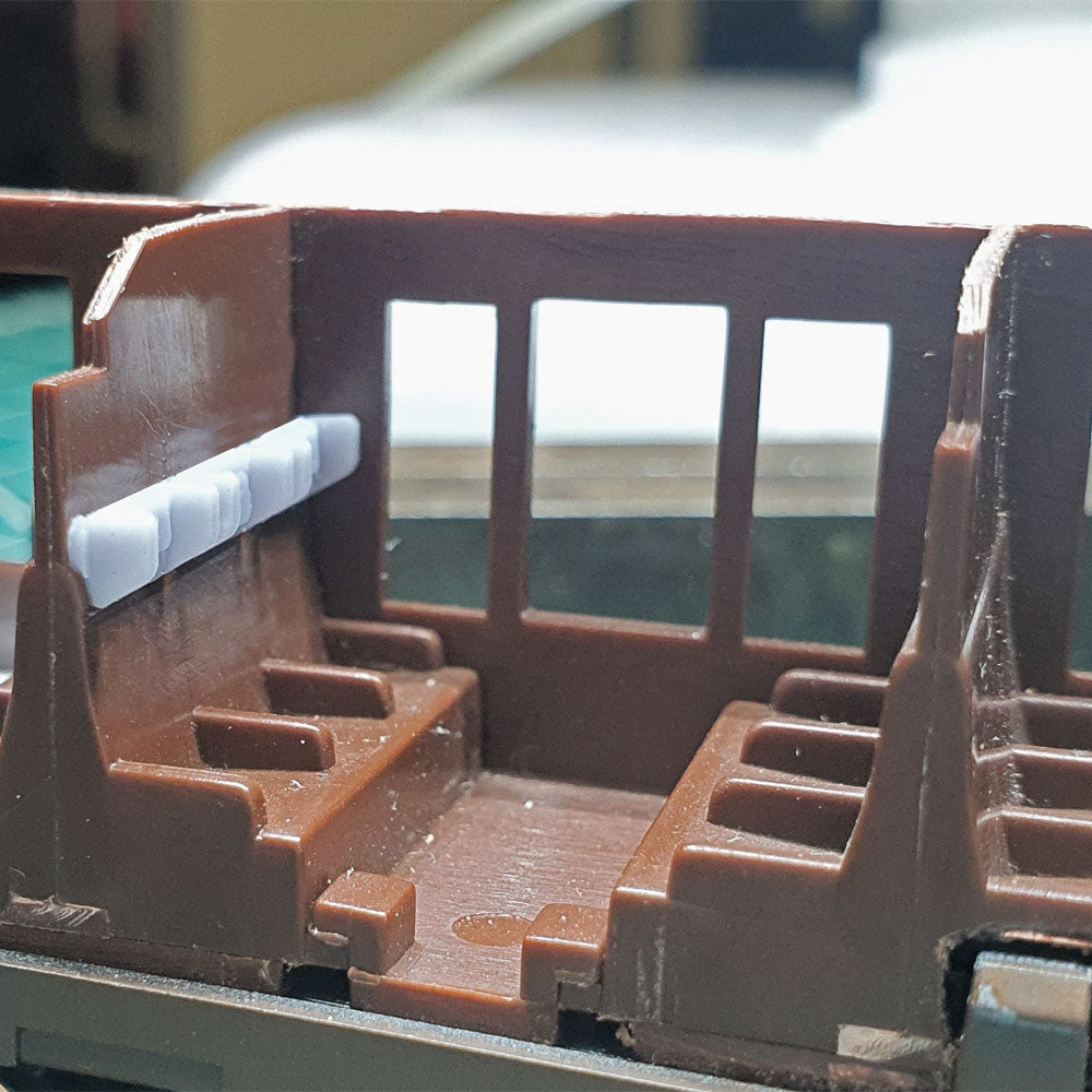 Coach Head Rests BR Mk2 COACH SEAT HEADRESTS - 1st CLASS COMPARTMENT (OO Gauge 4mm scal ...