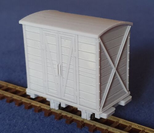 BOX VAN with METAL FRAME - MINIATURE / NARROW GAUGE (O9 Gauge 7mm scale)