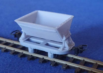 HUDSON SIDE TIPPER HOPPER WAGON for MINIATURE / NARROW GAUGE (x3) (O9 Gauge 7mm scale)