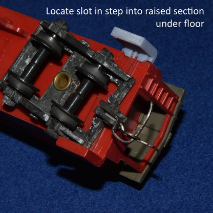 TRIANG STEPS for R115 TRANSCONTINENTAL CABOOSE [REPRODUCTION PART] (OO Gauge 4mm scale)