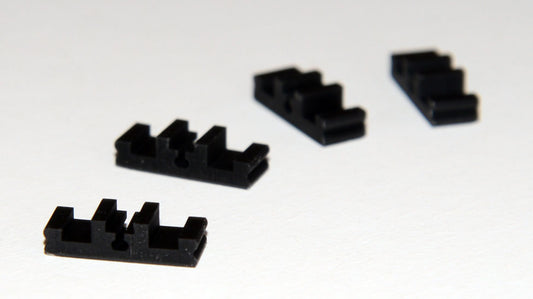 TRIANG HORNBY BATTLE SPACE RAIL CLIPS (x4) for R639 SNIPER / R348 GIRAFFE CAR  [REPRODUCTION PART] (OO Gauge 4mm scale)